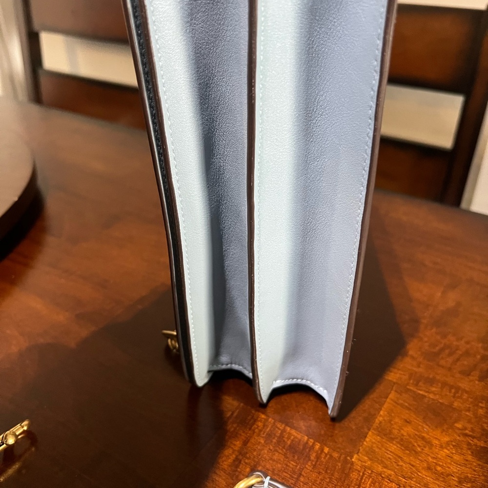 Coach Bluebell Chain Tabby 🩵✨ - Picture 5 of 5